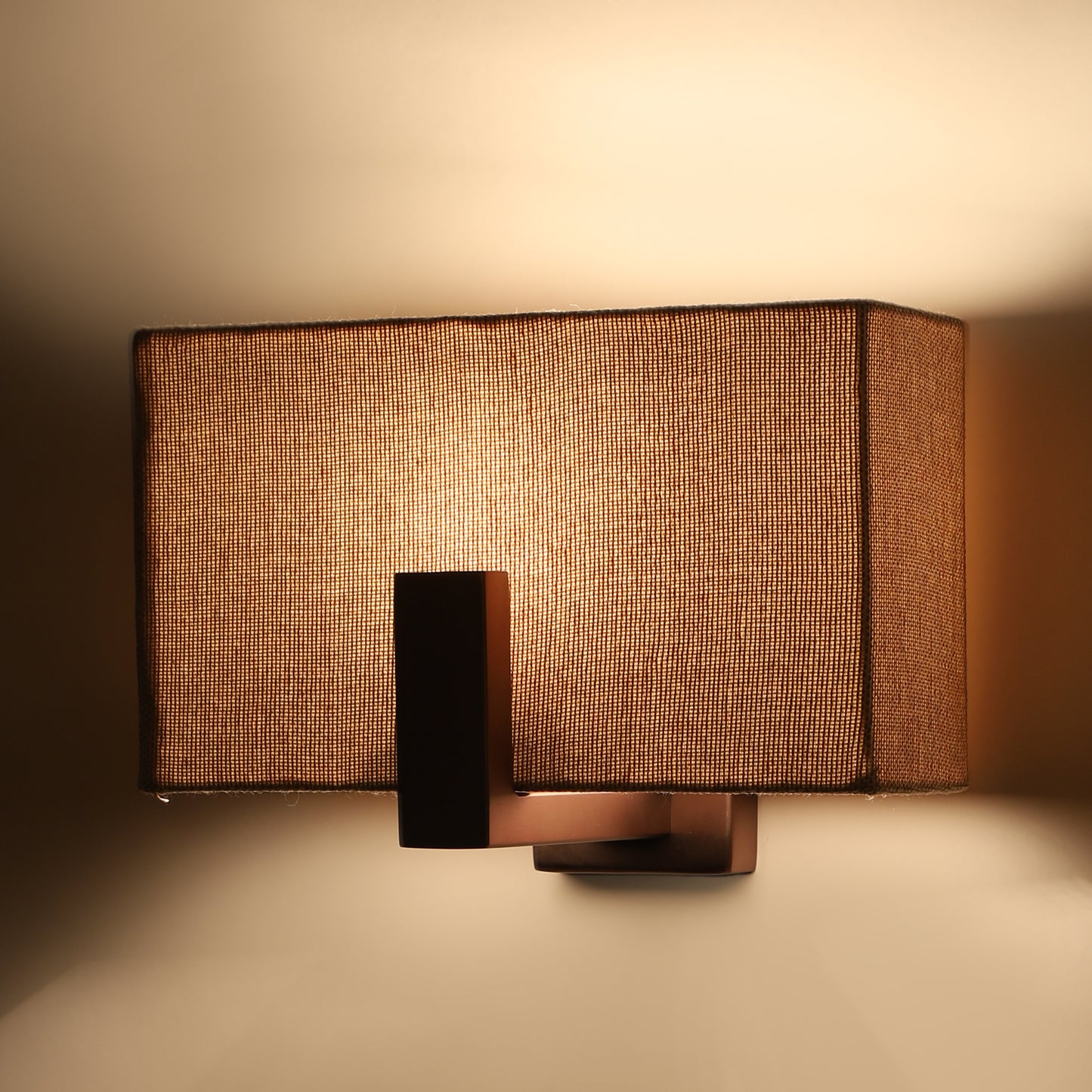 Thin L shape wall light (Rose gold)